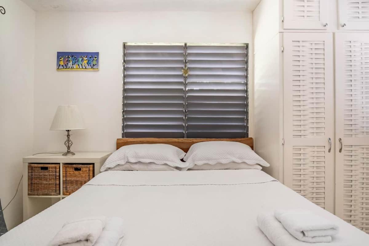 Ancella'S Garden Apartment-Beach-5Min Drive, 1 Hr Montego Bay, 25 Mins Ocho Rios, Continental Breakfast Runaway Bay Esterno foto