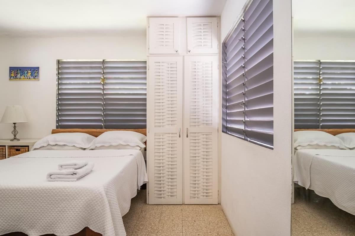 Ancella'S Garden Apartment-Beach-5Min Drive, 1 Hr Montego Bay, 25 Mins Ocho Rios, Continental Breakfast Runaway Bay Esterno foto